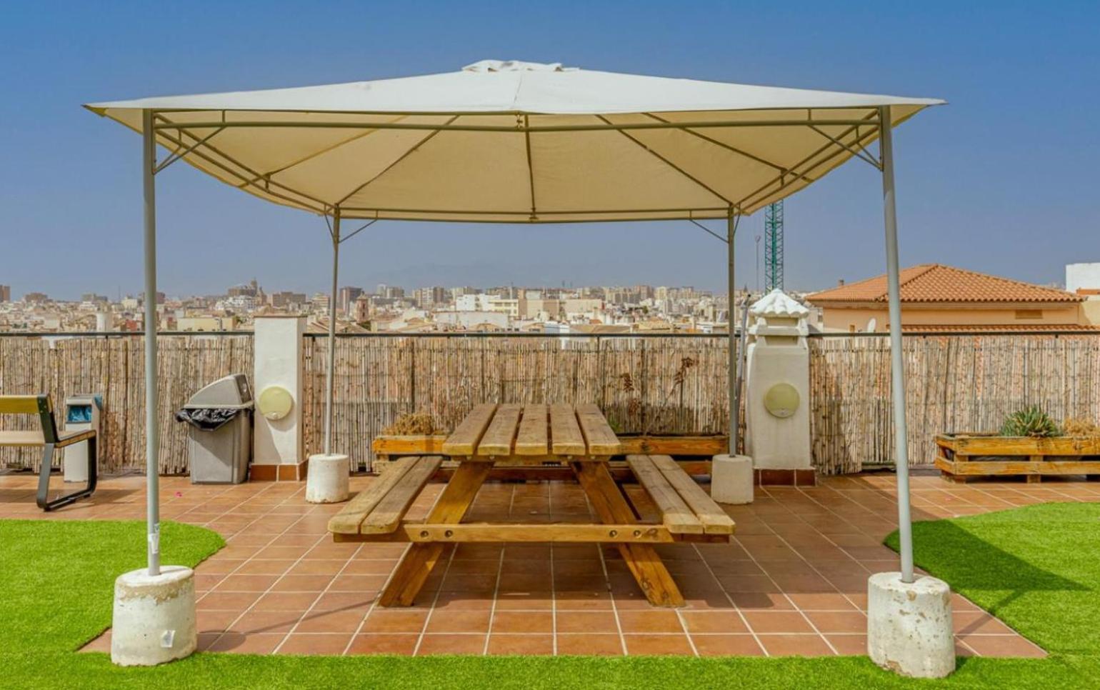 Apartamento Centrico La Merced - Free Parking & Free Gym 马拉加 外观 照片